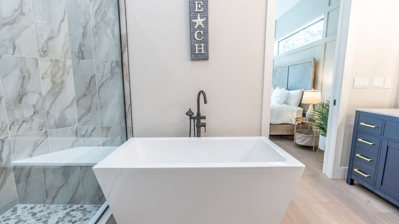 Photo of Bathroom in East Naples