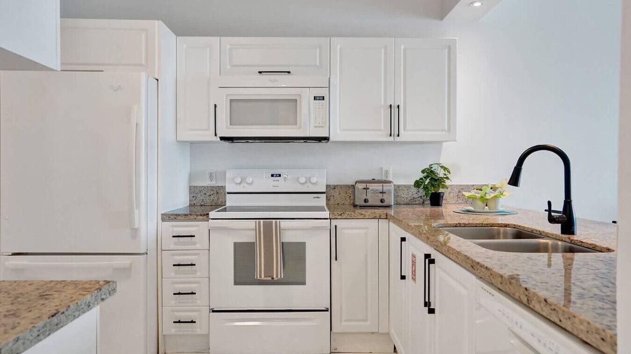 Photo of Kitchen in Sunny Isles Beach