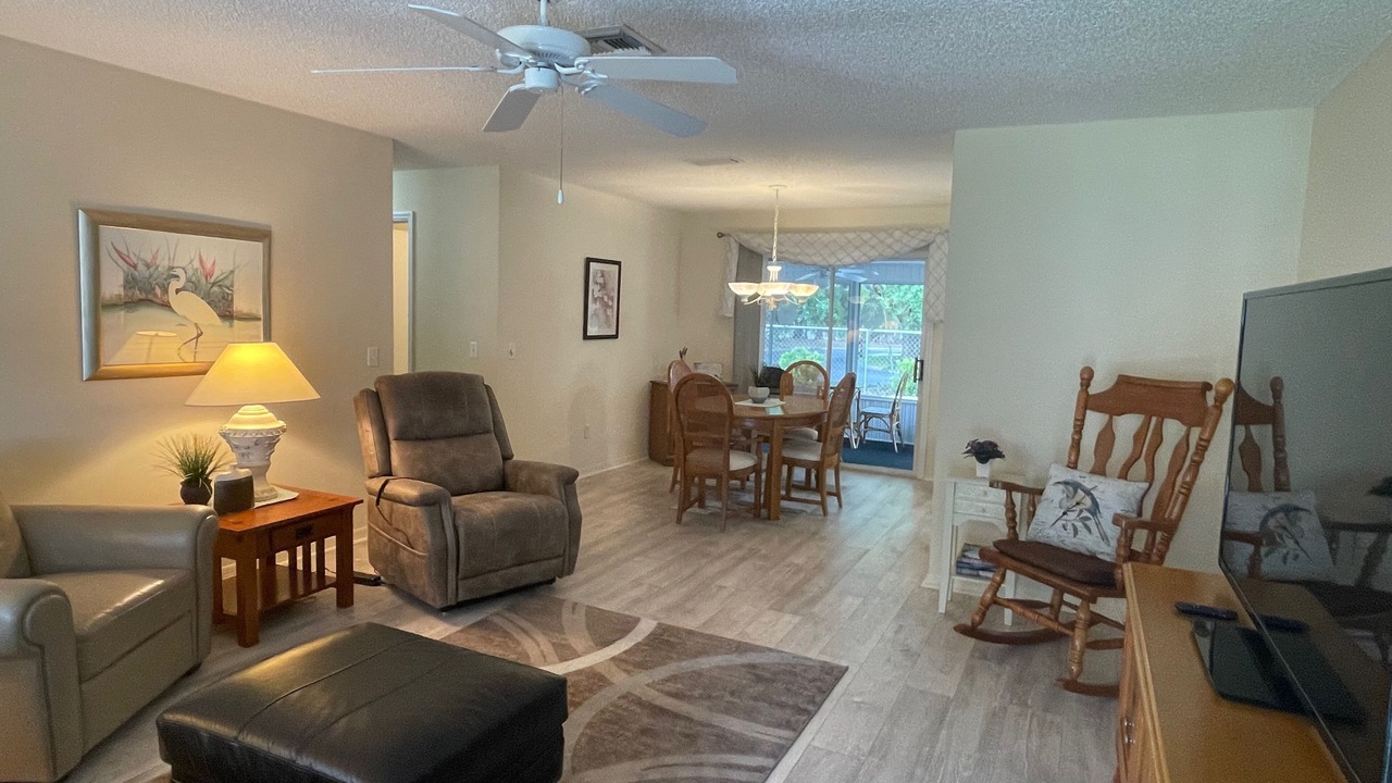 Photo of Livingroom in Silver Lake