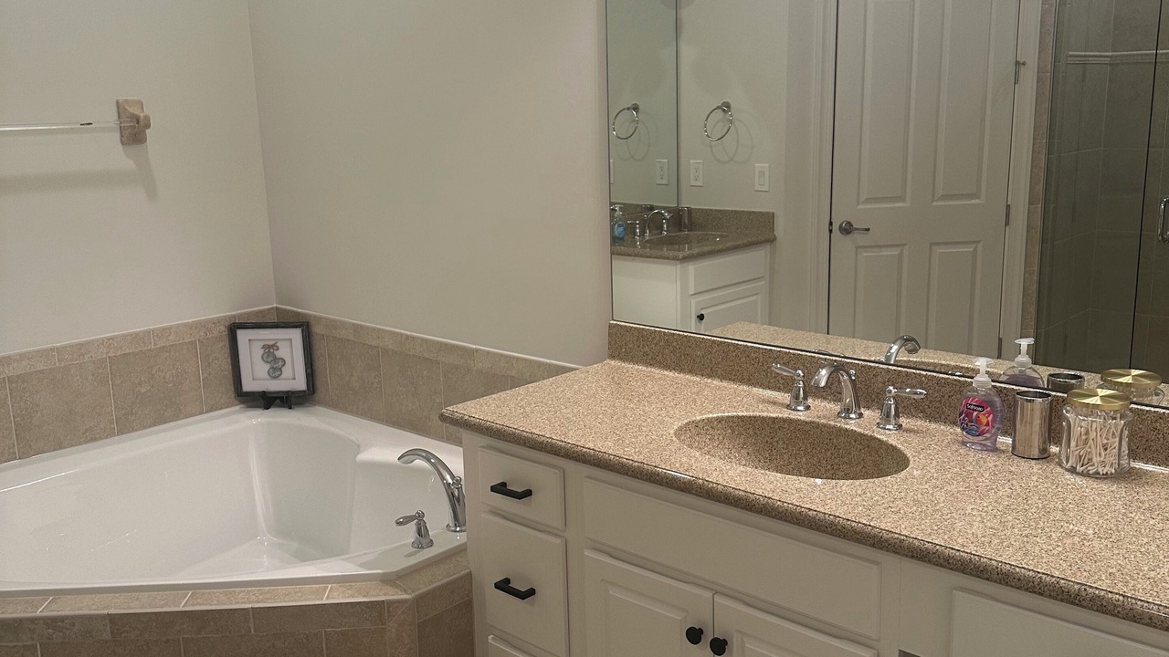 Photo of Bathroom in Naples