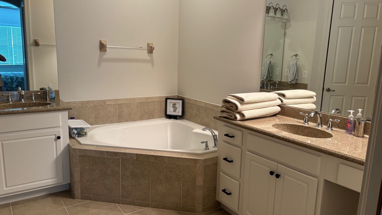 Photo of Bathroom in Naples