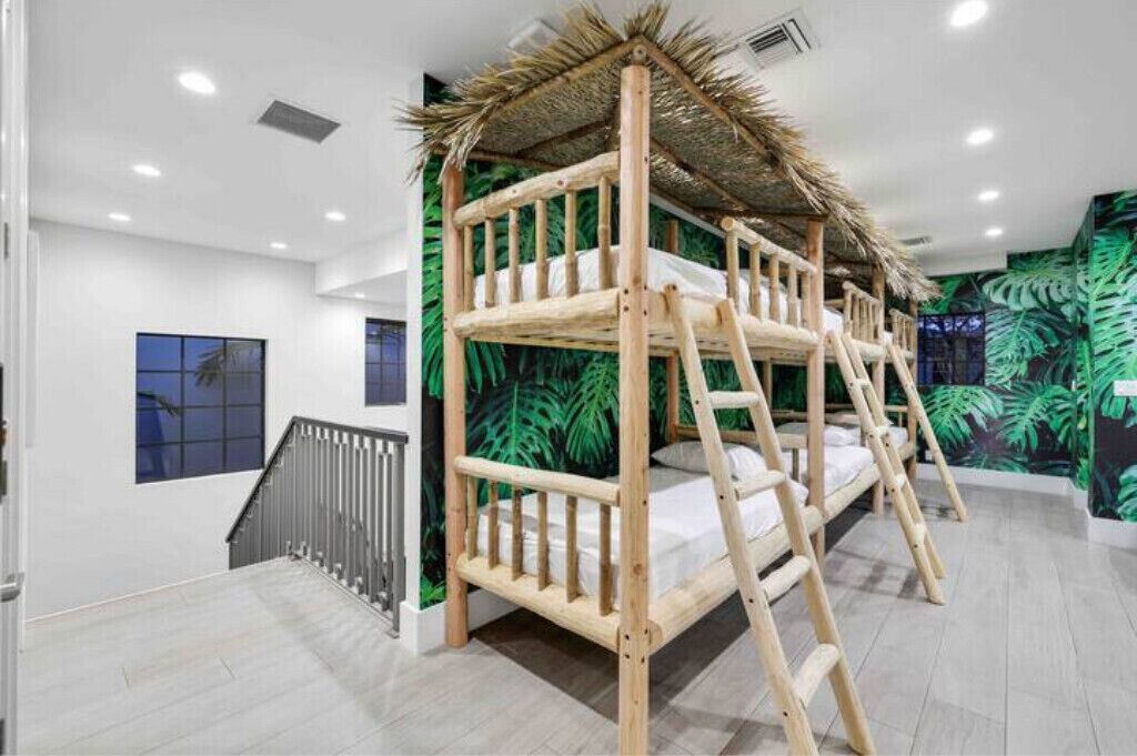 Photo of Bedroom in Colee Hammock