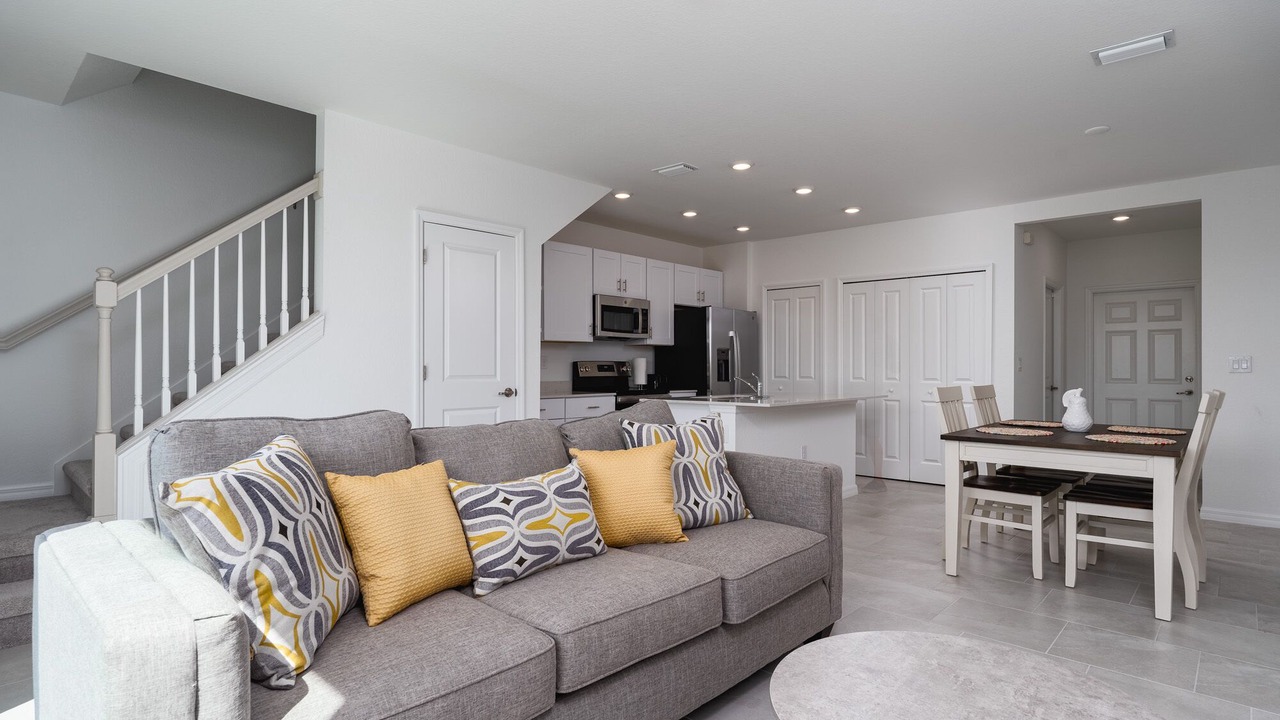 Photo of Livingroom in River Hall