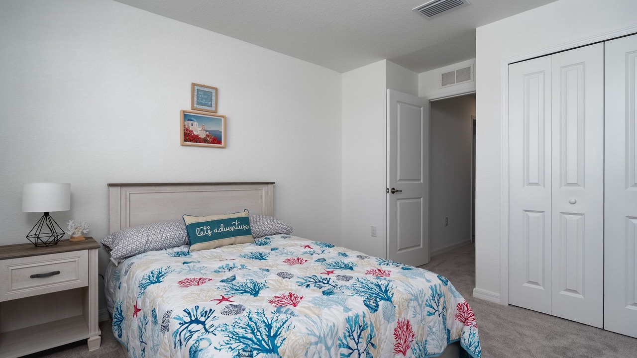 Photo of Bedroom in River Hall