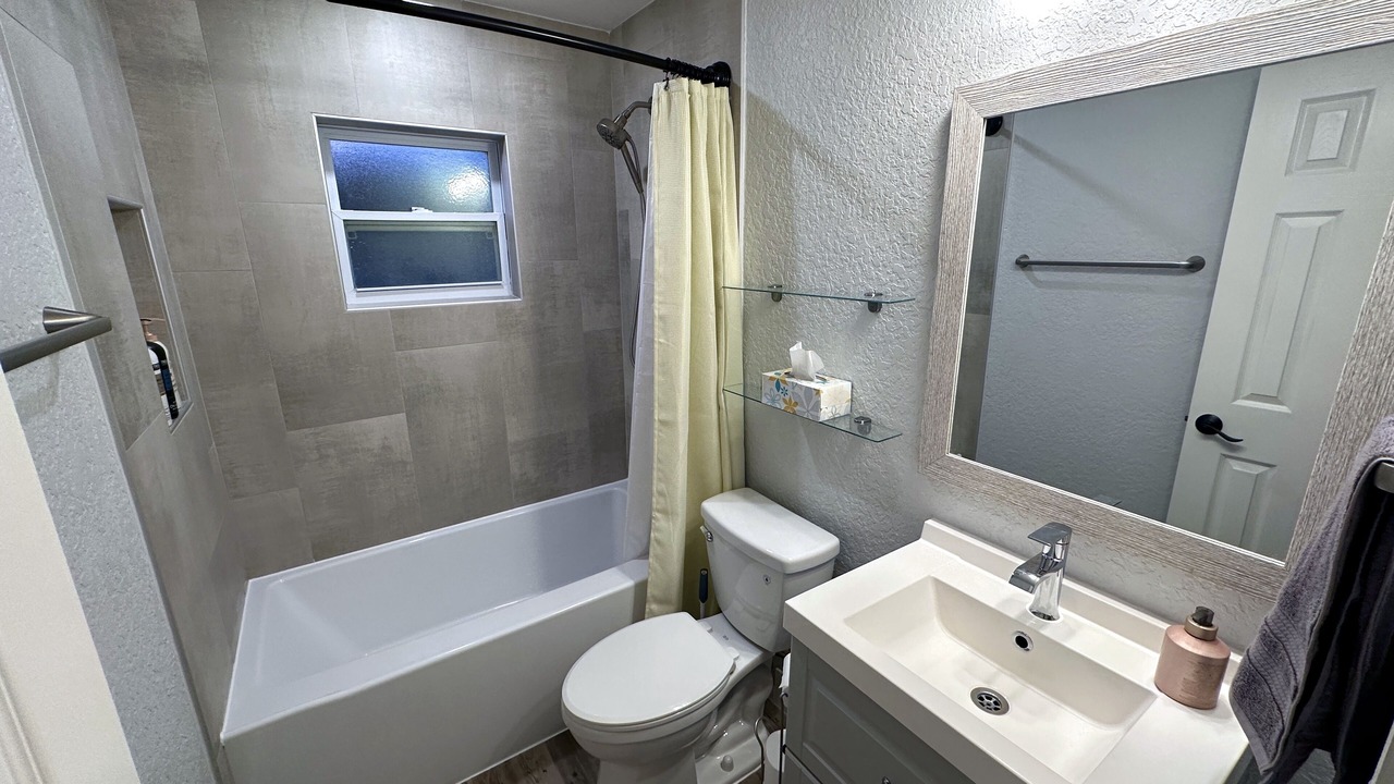 Photo of Bathroom in Lakeland