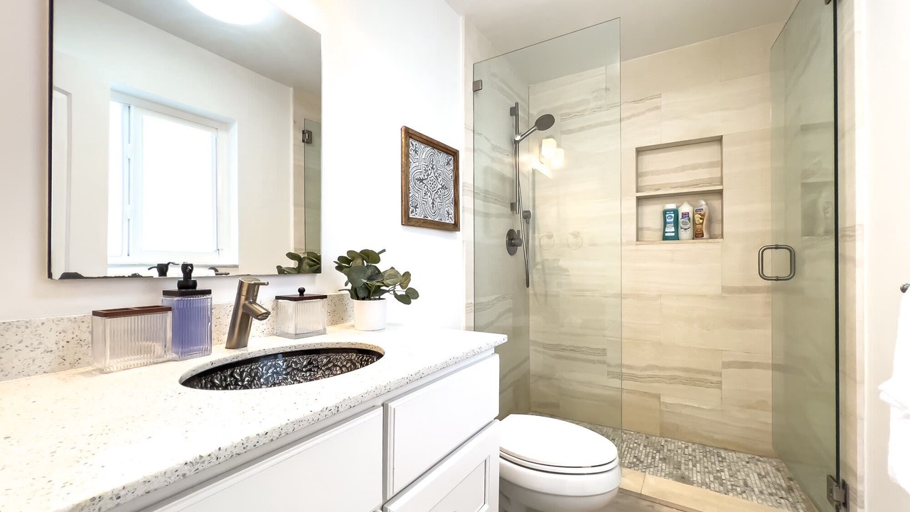 Photo of Bathroom in Coral Ridge Isles