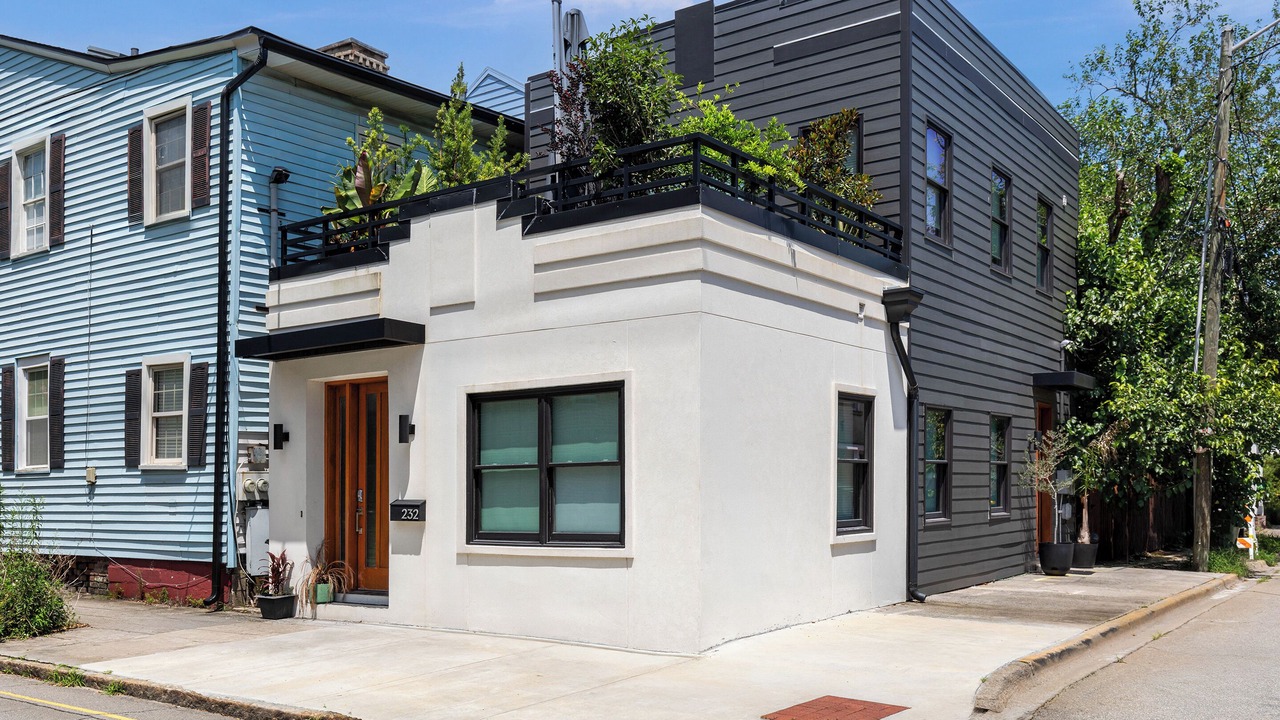 Photo of Outdoor in Historic District - North