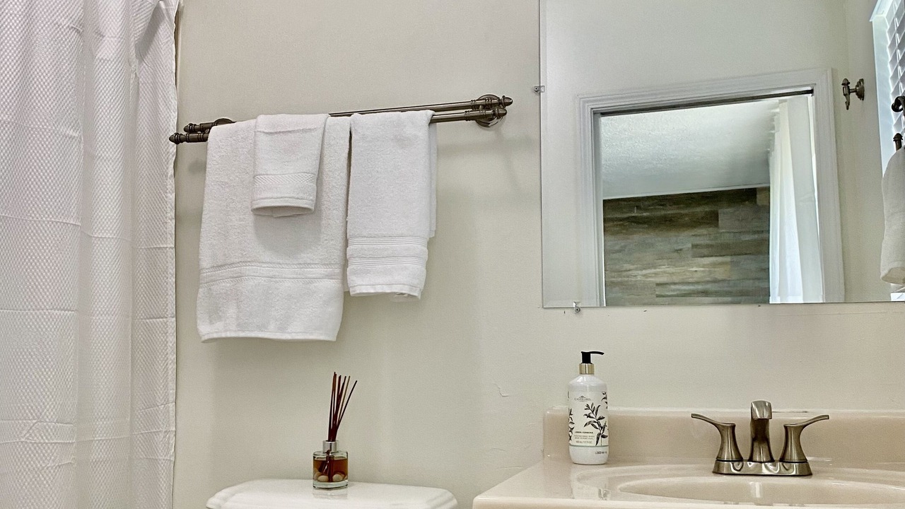 Photo of Bathroom in North Wood Estates