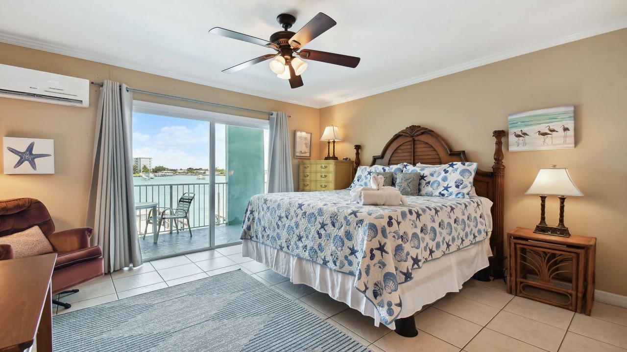 Photo of Bedroom in Bay Esplanade