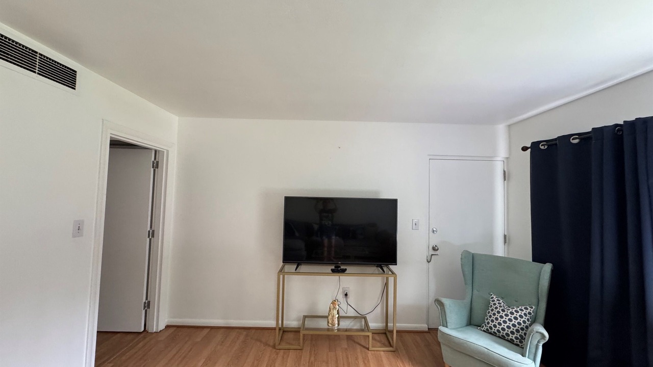 Photo of Livingroom in South Eola