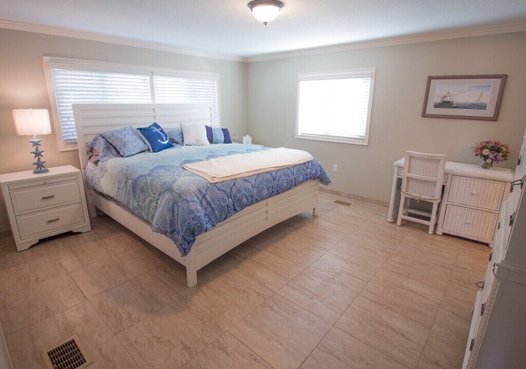 Photo of Bedroom in Signal Cove