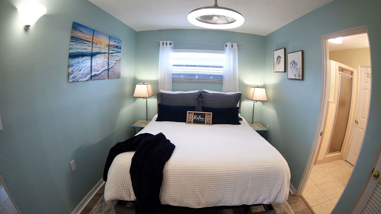 Photo of Bedroom in Hudson Beach Estates