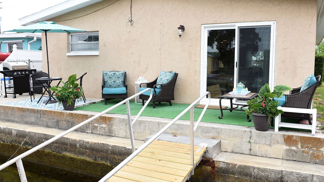 Photo of Patio Balcony in Hudson Beach Estates