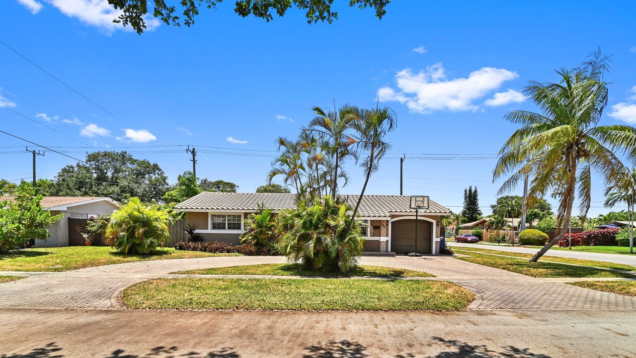 Photo of Outdoor in Deerfield Beach