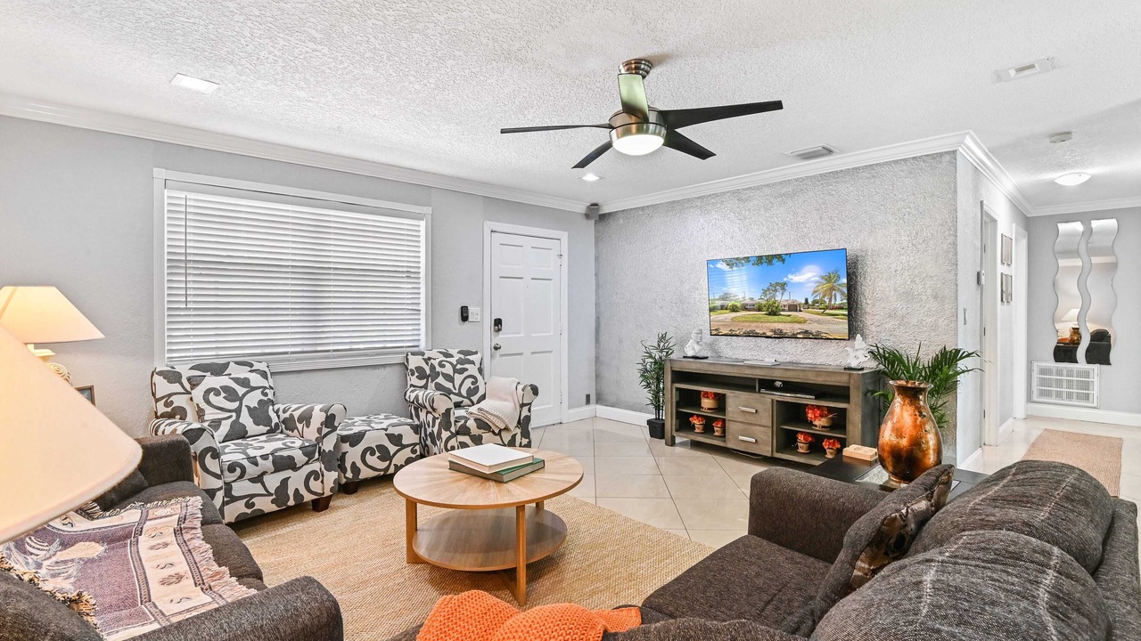 Photo of Livingroom in Deerfield Beach