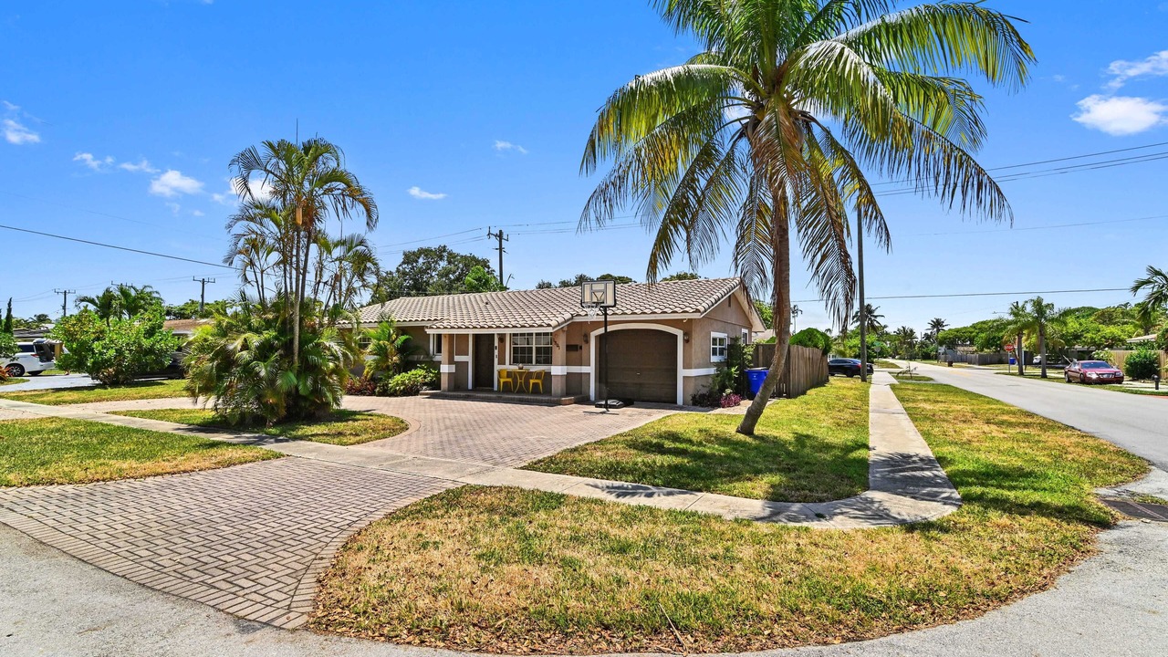 Photo of Outdoor in Deerfield Beach