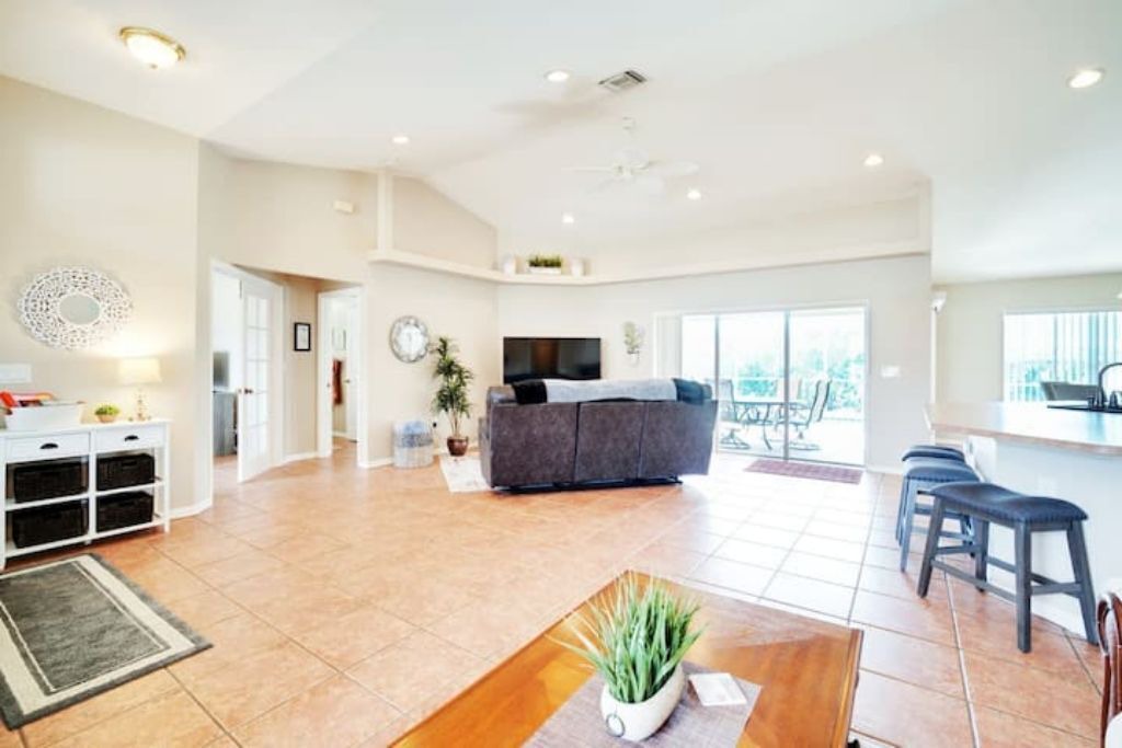 Photo of Livingroom in Mariner