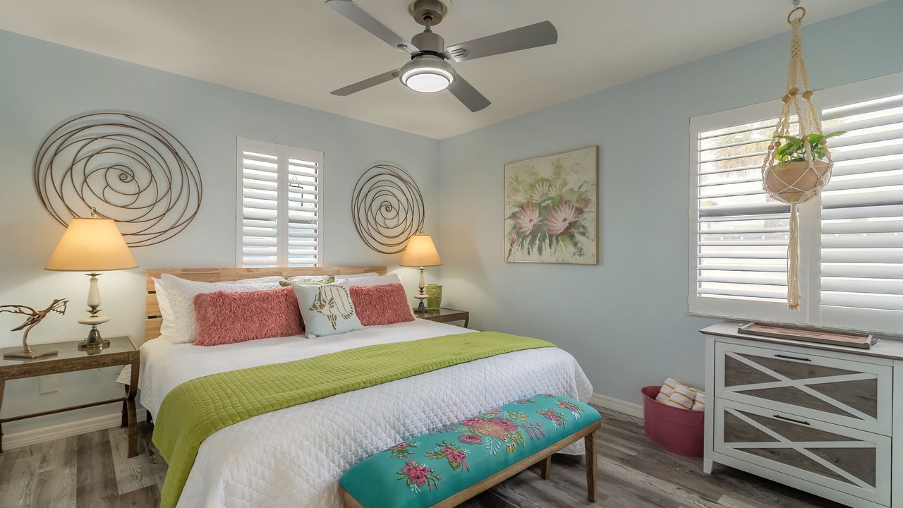 Photo of Bedroom in South Waterfront Park