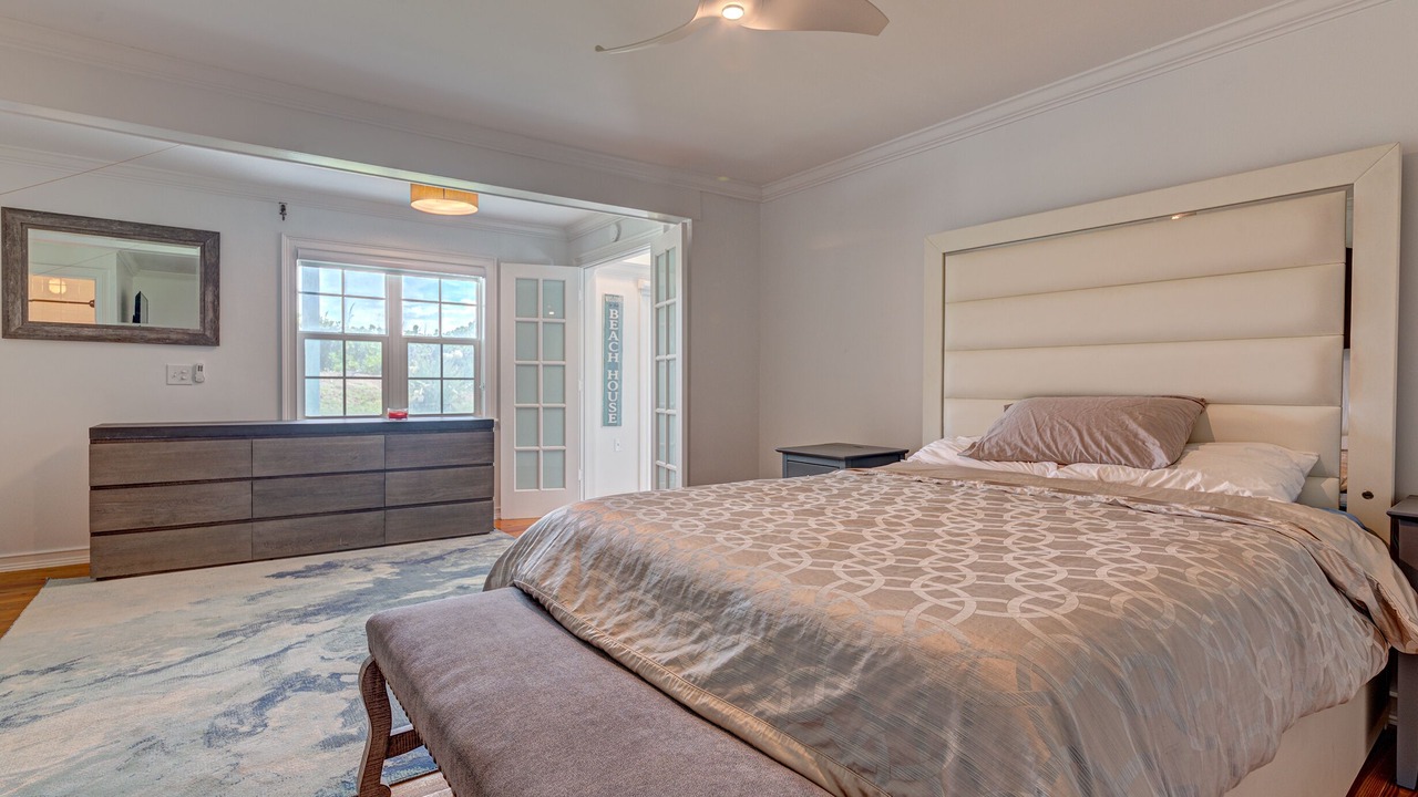 Photo of Bedroom in Ambersand Beach
