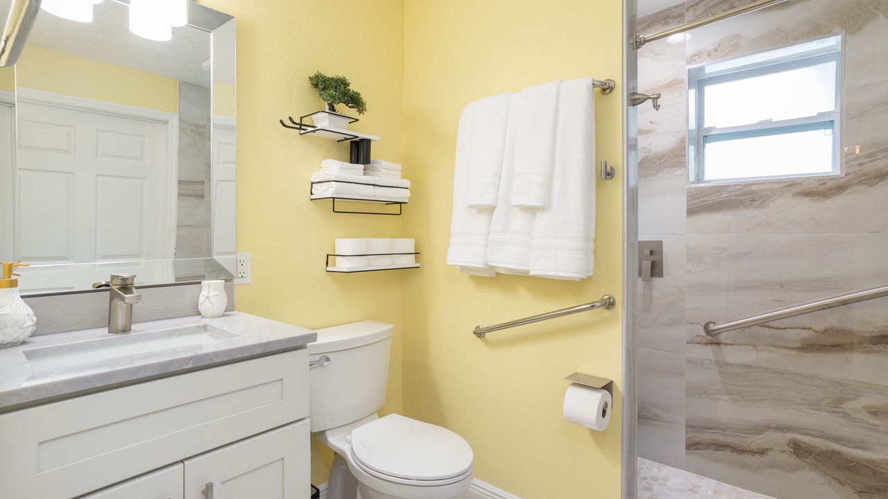 Photo of Bathroom in Cocoa Beach