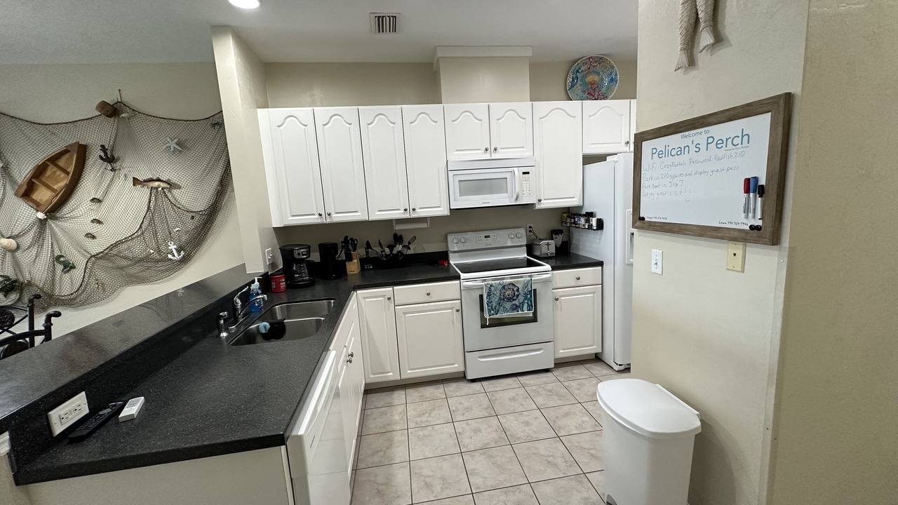 Photo of Kitchen in Suwannee