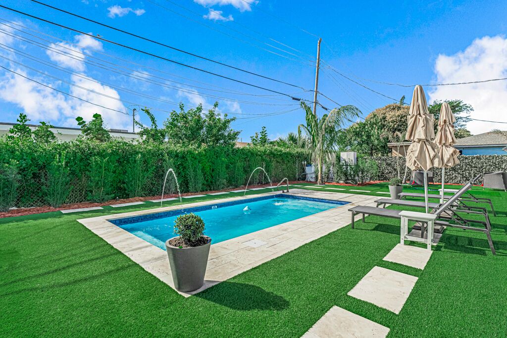 Photo of Outdoor in Palm Beach - West Palm Beach