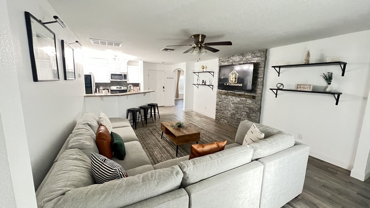 Photo of Livingroom in Haines City