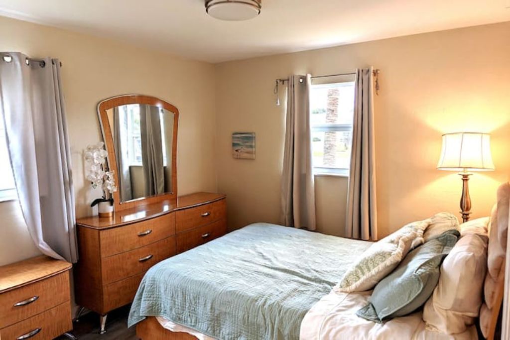Photo of Bedroom in Palm Beach Gardens