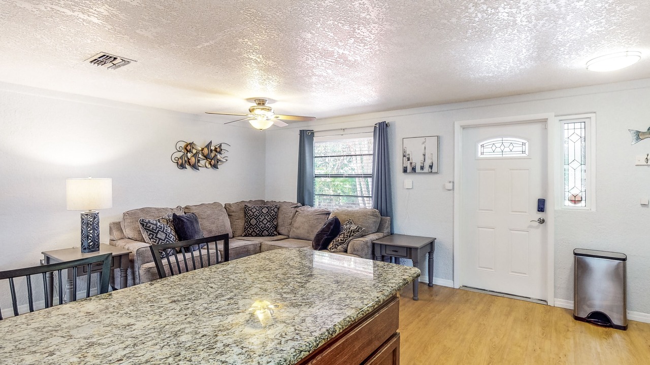 Photo of Livingroom in Ruskin
