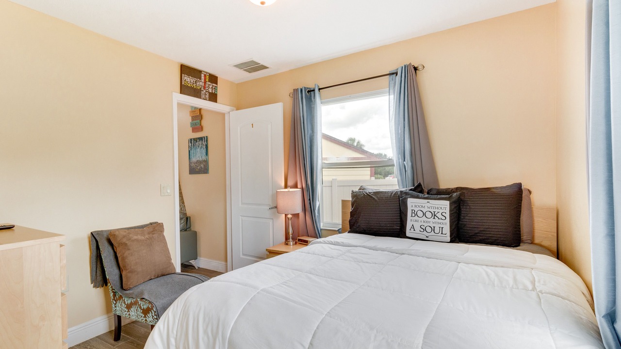 Photo of Bedroom in Fairvilla