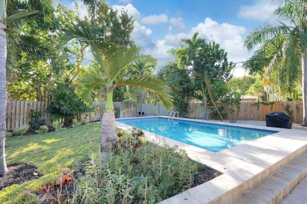 Photo of Outdoor in Poinsettia Heights