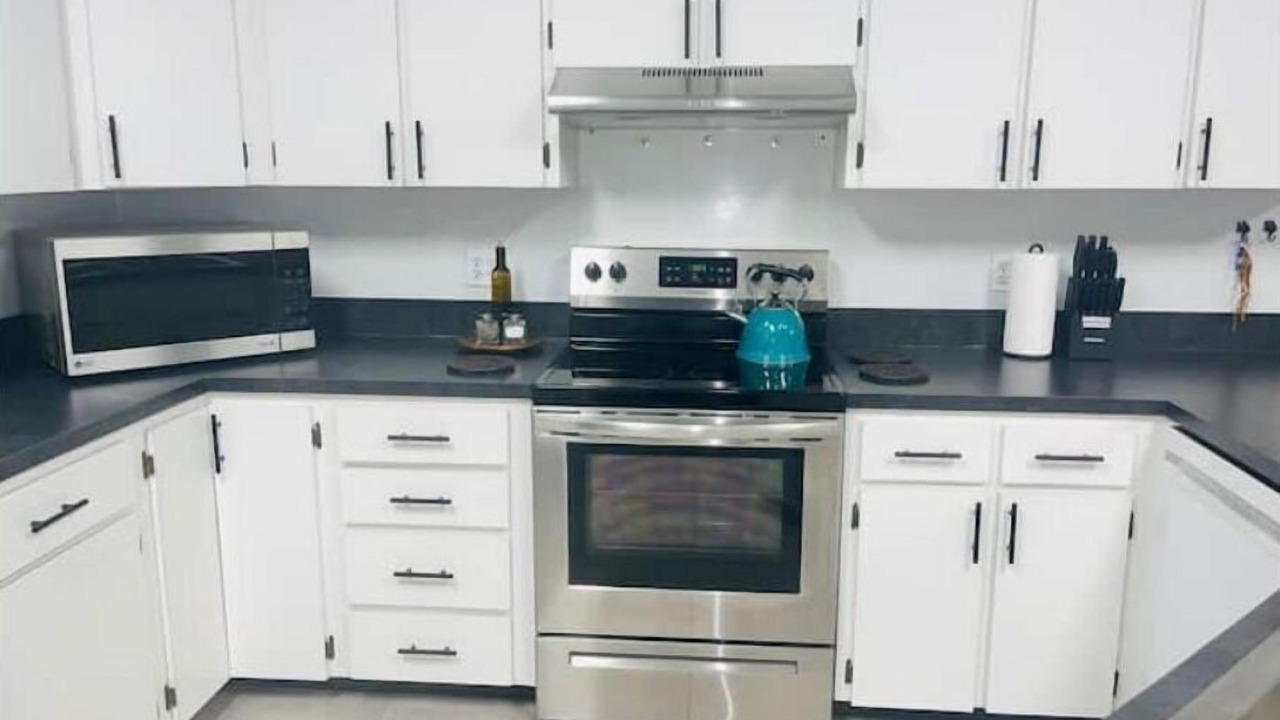 Photo of Kitchen in Weeki Wachee Gardens