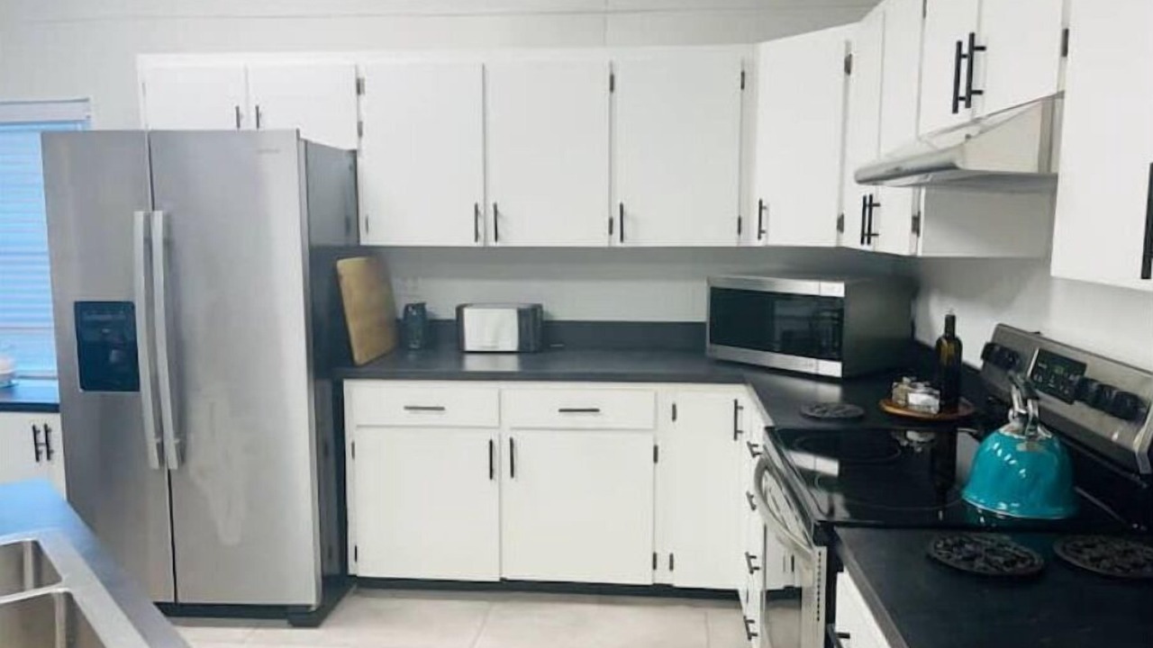 Photo of Kitchen in Weeki Wachee Gardens