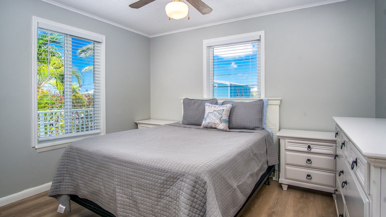 Photo of Bedroom in Breezeswept Beach Estates