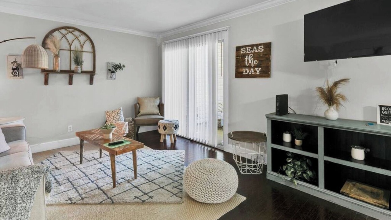 Photo of Bedroom in Shalimar