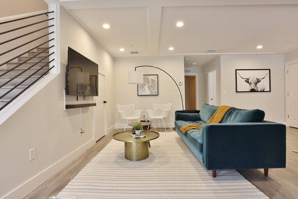 Photo of Livingroom in Downtown Jacksonville