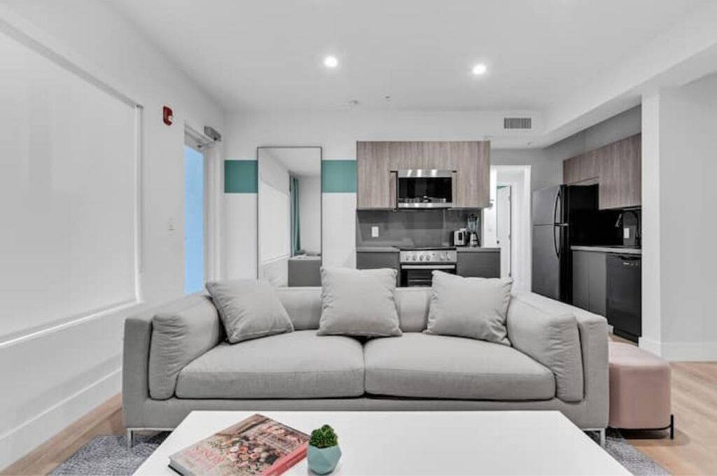 Photo of Livingroom in West Avenue