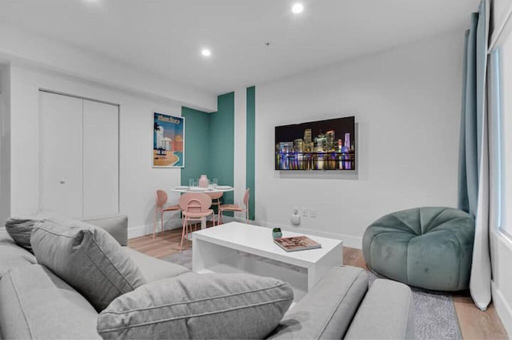 Photo of Livingroom in West Avenue