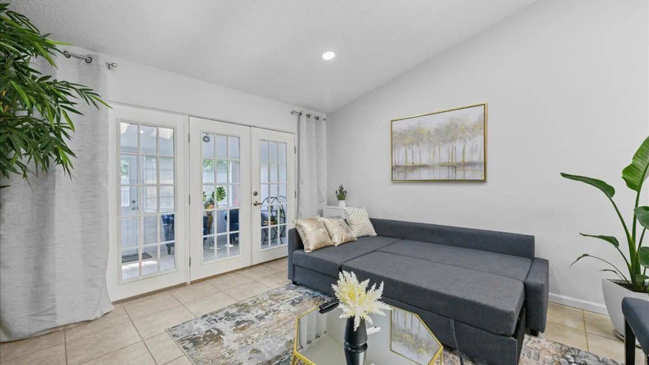 Photo of Livingroom in Arlington