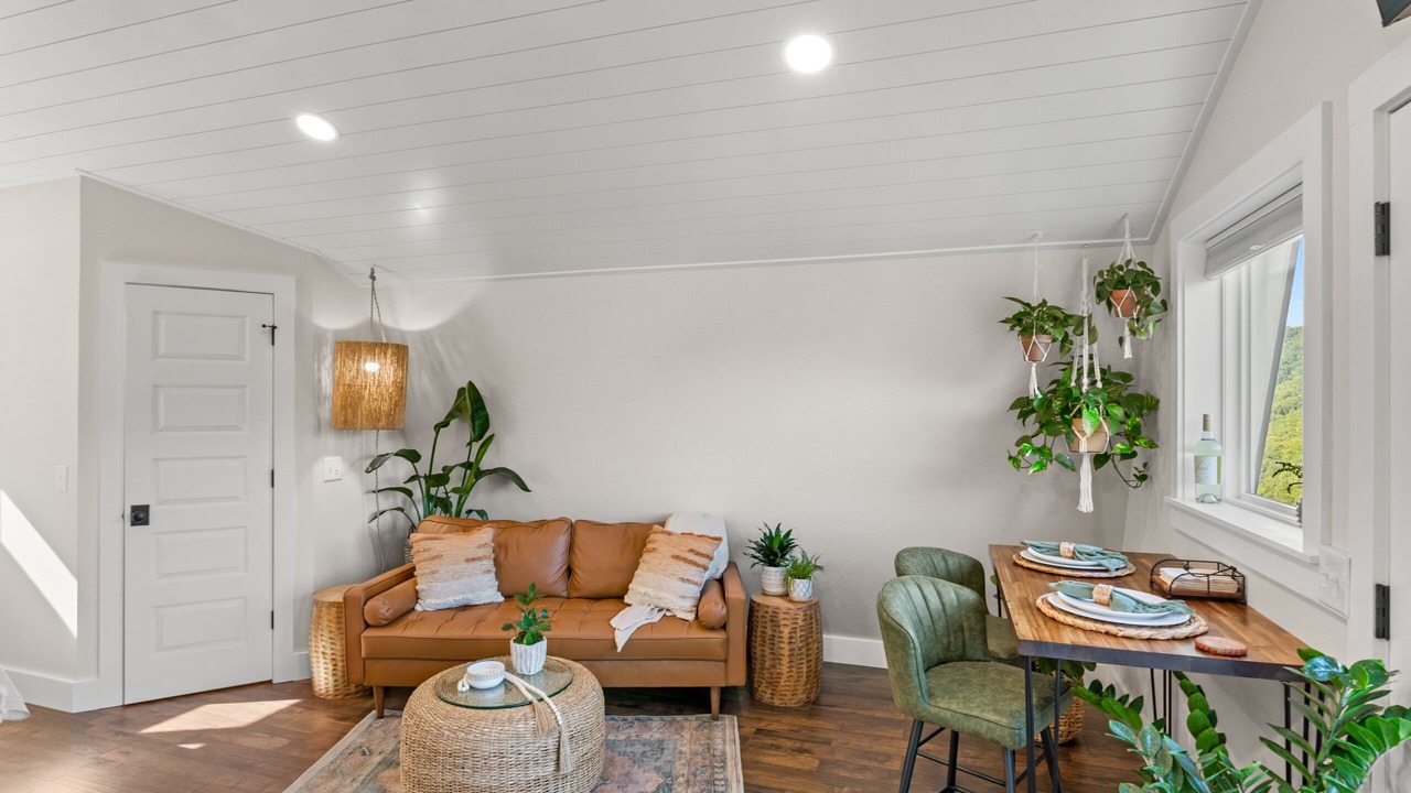 Photo of Livingroom in Frank