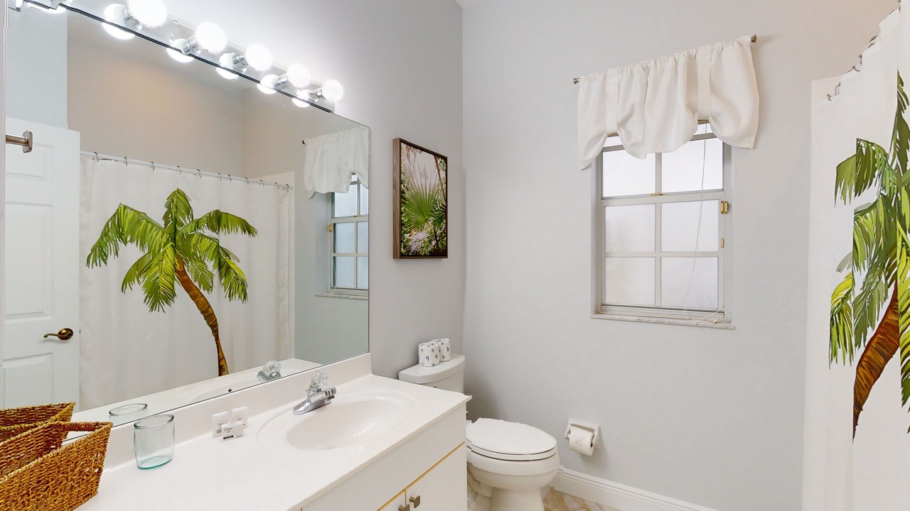 Photo of Bathroom in Crown Pointe