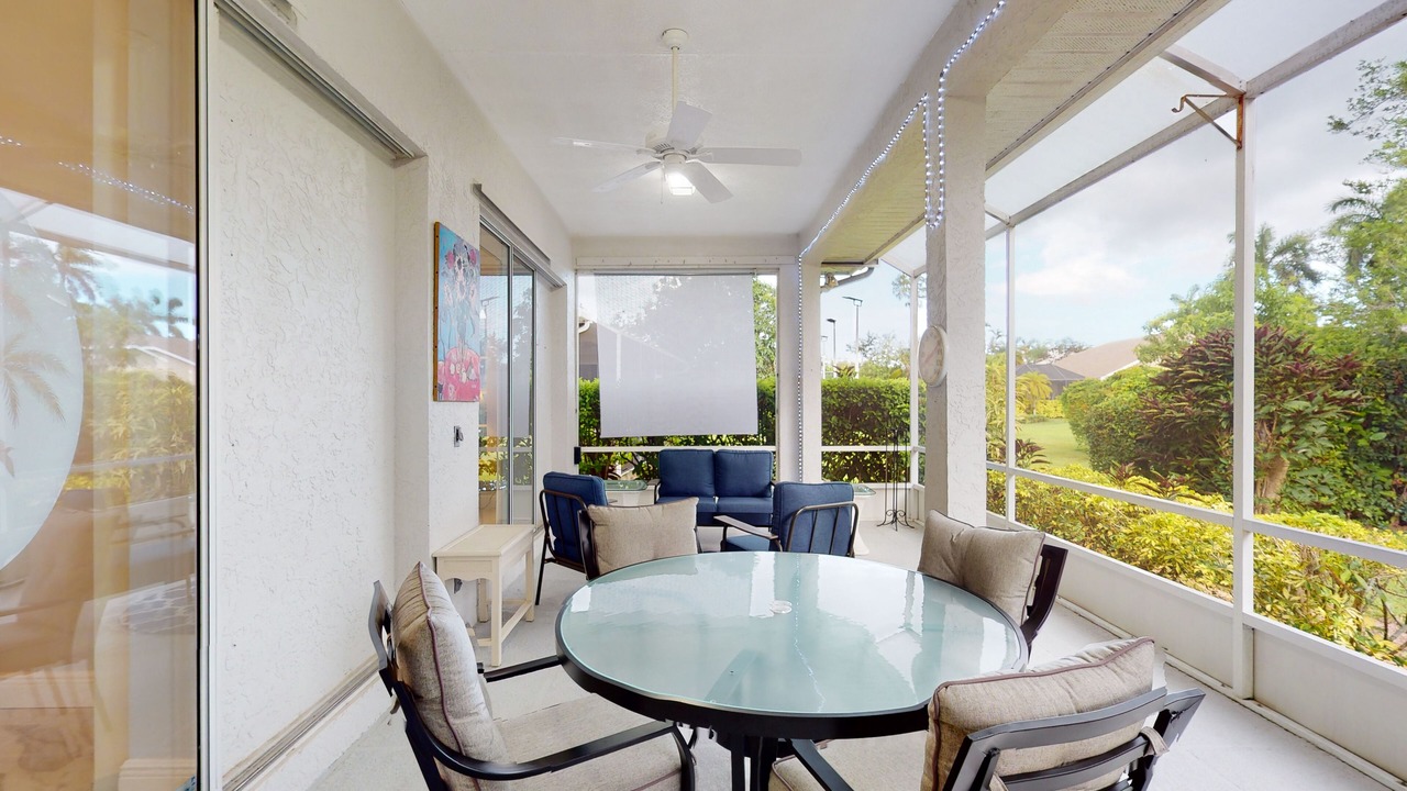 Photo of Outdoor in Crown Pointe