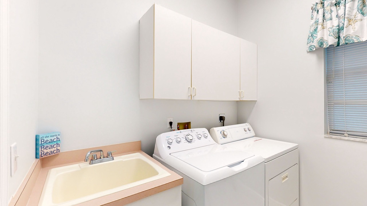 Photo of Bathroom in Crown Pointe