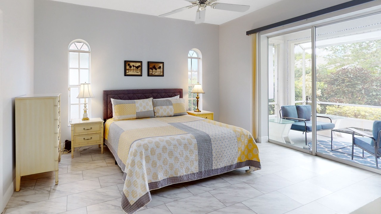 Photo of Bedroom in Crown Pointe