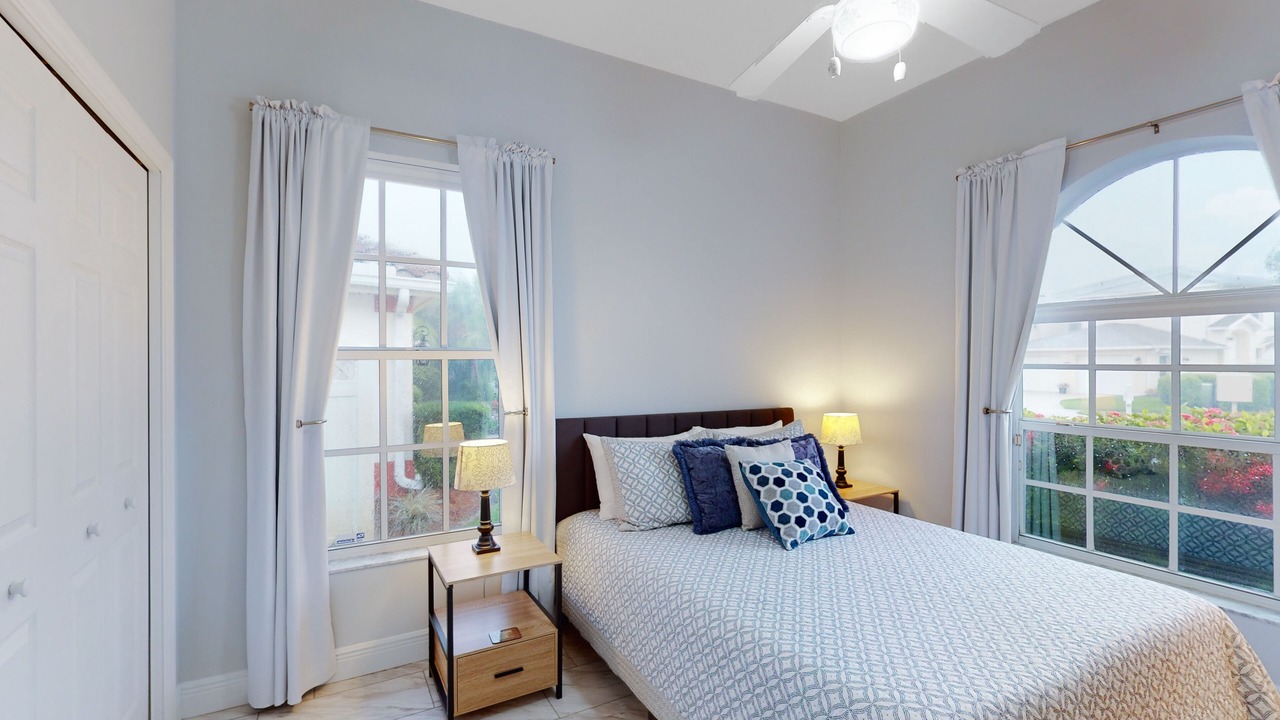 Photo of Bedroom in Crown Pointe