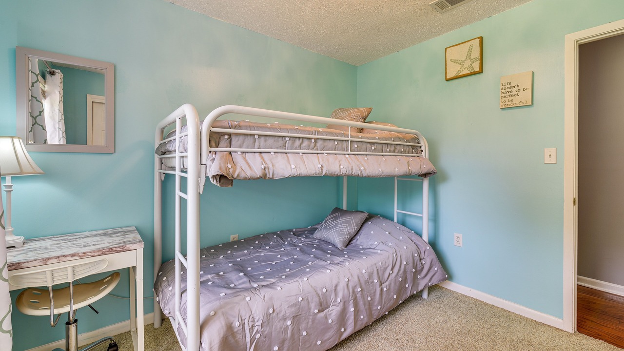 Photo of Bedroom in Fort Walton Beach