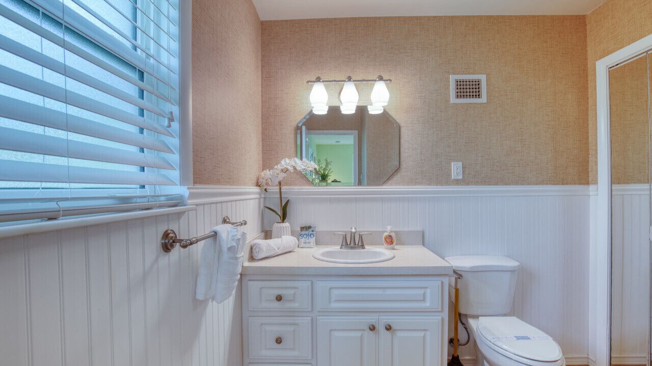 Photo of Bathroom in River Ridge Estates