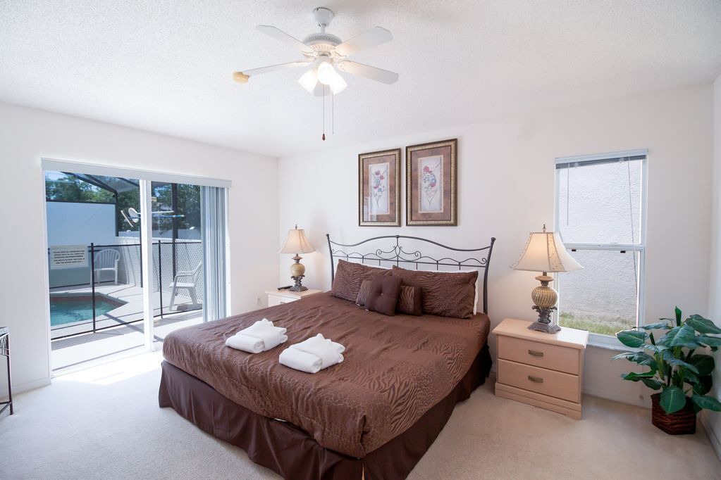 Photo of Bedroom in Crystal Cove