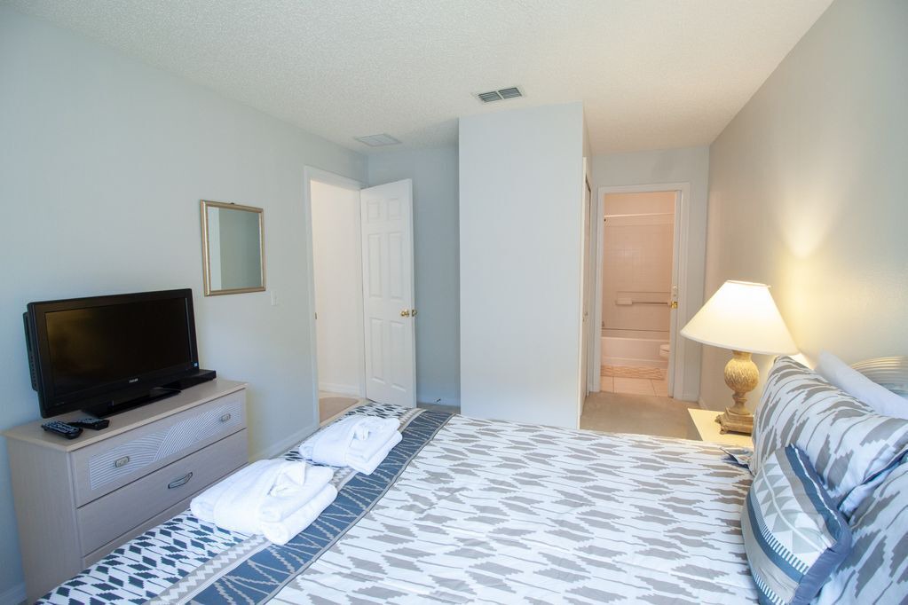 Photo of Bedroom in Crystal Cove