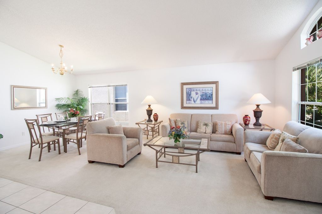 Photo of Livingroom in Crystal Cove